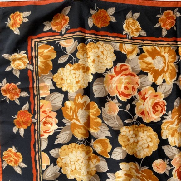 Vintage Floral Flower Womens Scarf Square Orange Brown BeigeTan Roses Hydrangeas - Picture 3 of 12